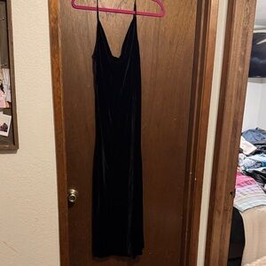 Wilfred Elegant Black velvet cowl neck  Dress